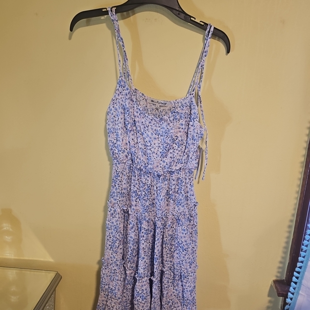 NWT Wildflower Junior Size Medium Floral Print Baby Doll Dress Spaghetti Straps